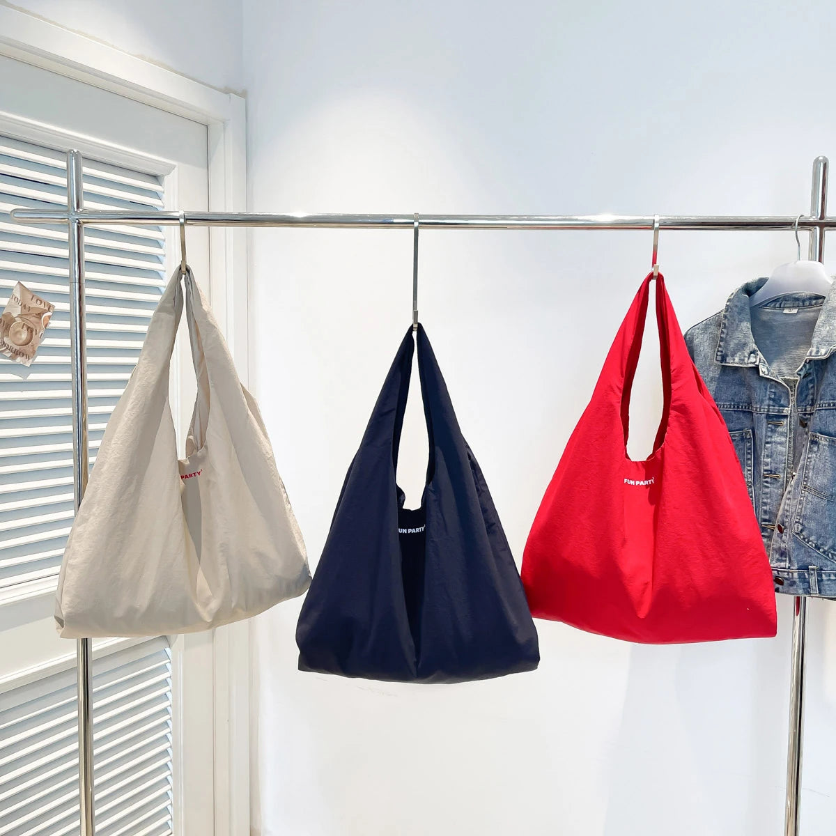 Women's Retro Large Tote Bag – Stylish Shoulder Handbag - Aussies Aura