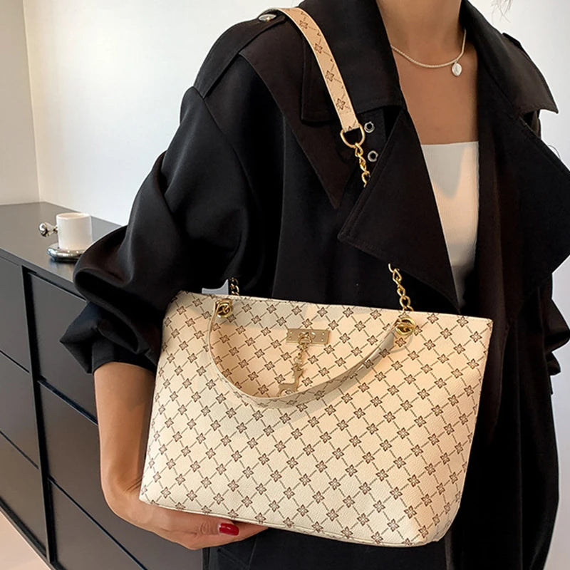 New Luxury Presbyopia Tote Bag – Large Capacity Soft Leather Shoulder Bag with Gold Chain | Designer Style Women’s Handbag - Aussies Aura