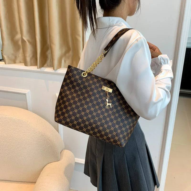 New Luxury Presbyopia Tote Bag – Large Capacity Soft Leather Shoulder Bag with Gold Chain | Designer Style Women’s Handbag - Aussies Aura